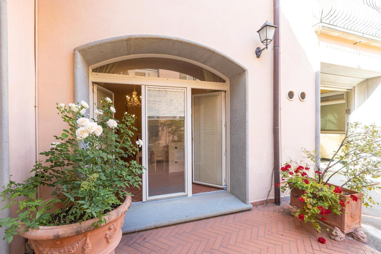 Palazzo Ghibellina By Rental In Florencia Exterior foto